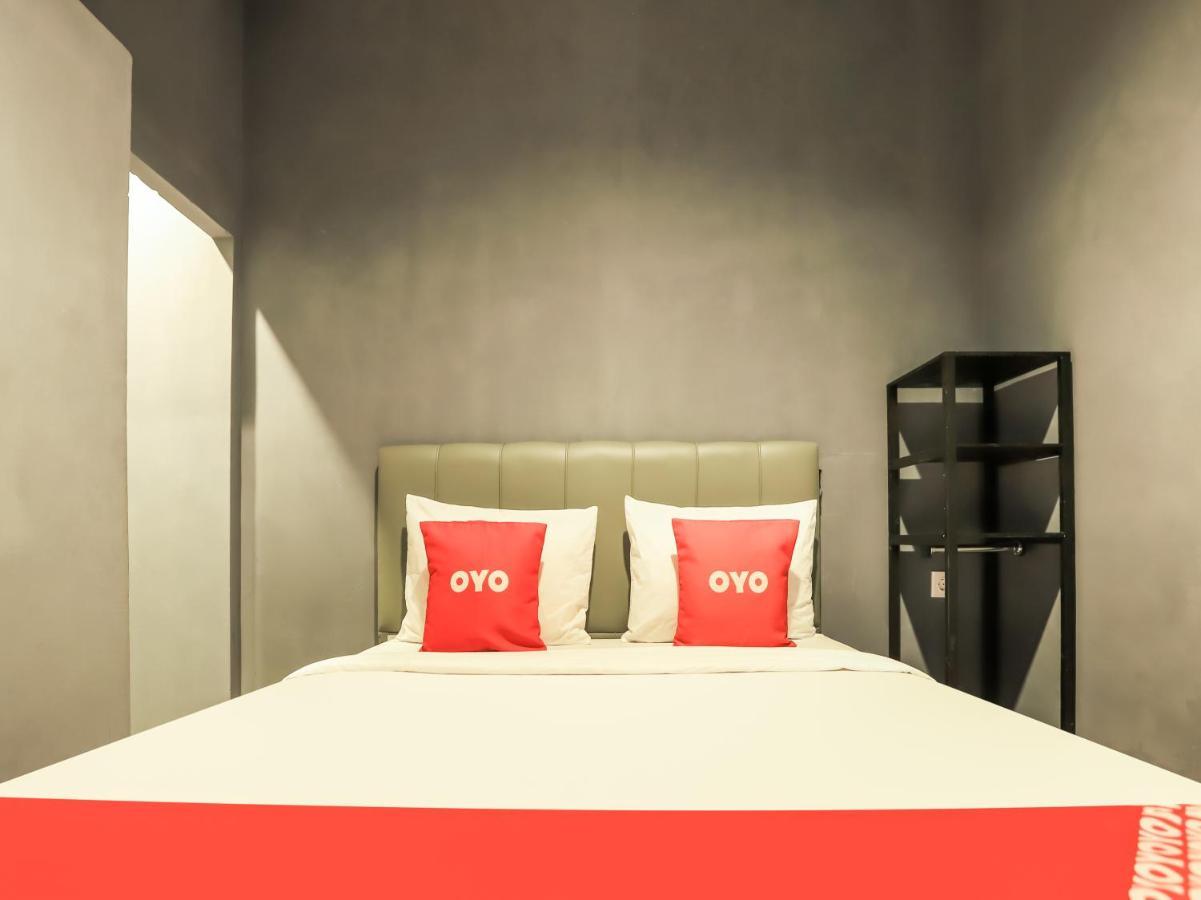 Oyo 3492 Mandala Hotel Medan